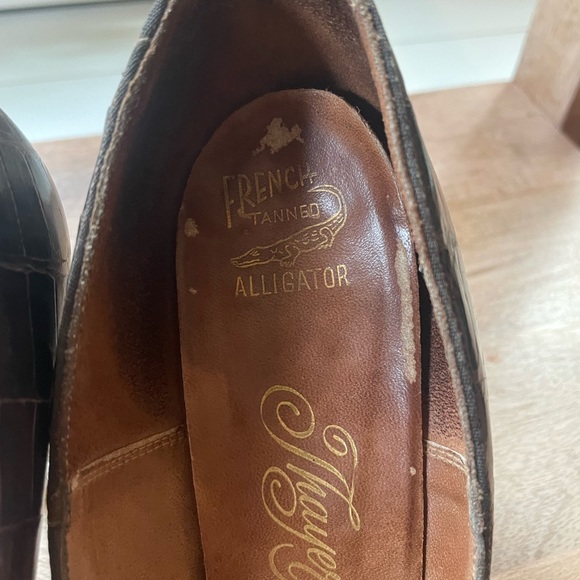 Vintage Alligator Heels - Picture 2 of 5